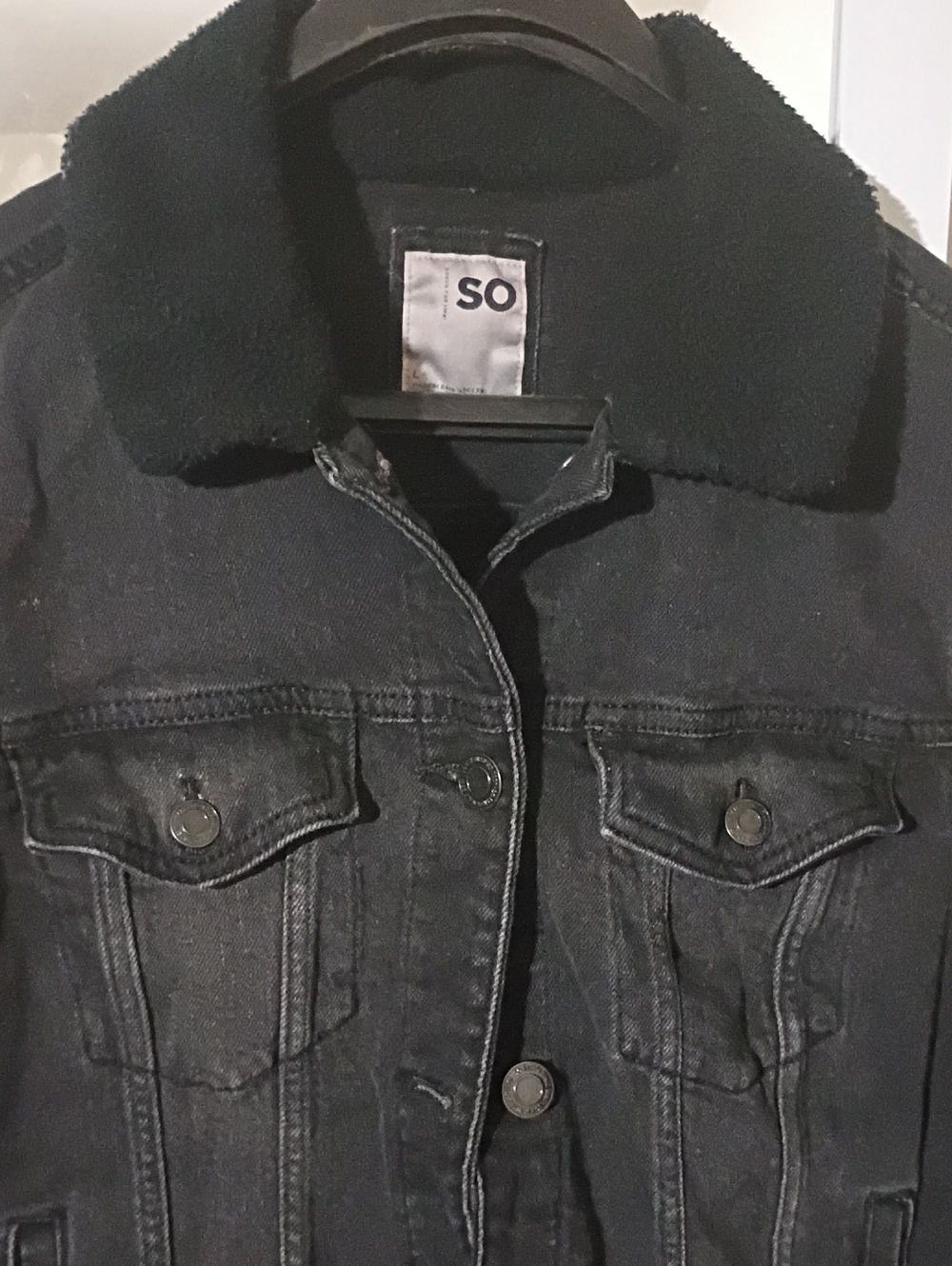 SO ( Kohl's) Blk. Denim/ Sherpa Arms & Collar (L)